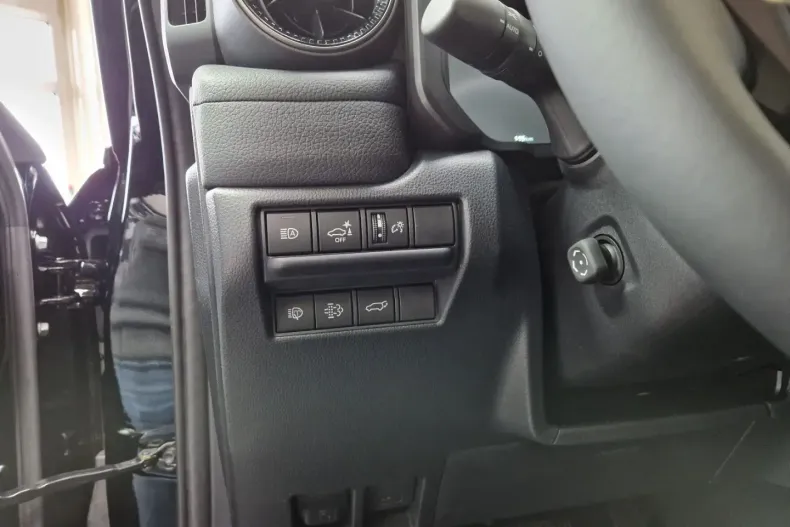 Toyota Land Cruiser din 2024 cu 1.817 km - oferta TOY158504 - foto 13