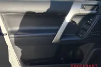 Toyota Land Cruiser din 2023 cu 38.717 km - oferta TOY158505 - foto 9