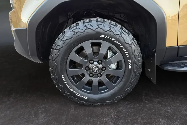 Toyota Land Cruiser din 2024 cu 9.500 km - oferta TOY158506 - foto 20