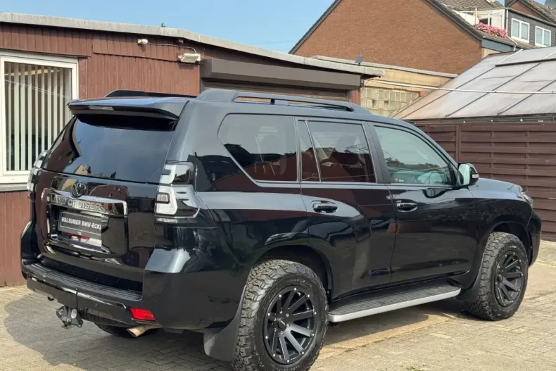 Toyota Land Cruiser din 2022 cu 55.000 km - oferta TOY158507 - foto 19