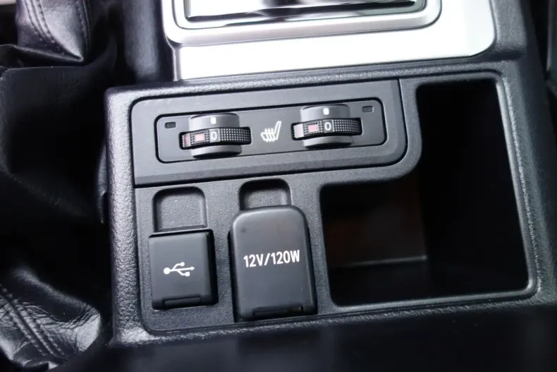 Toyota Land Cruiser din 2023 cu 63.454 km - oferta TOY158508 - foto 24