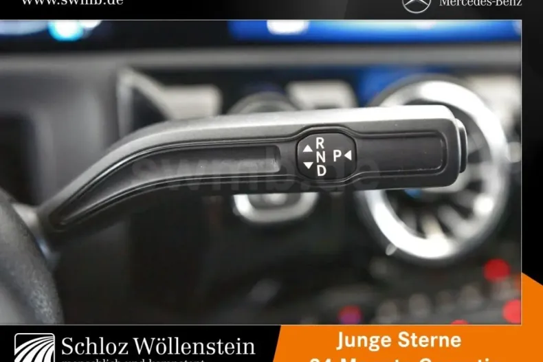 Mercedes-Benz CLA 250 din 2024 cu 4.000 km - oferta MER158511 - foto 17