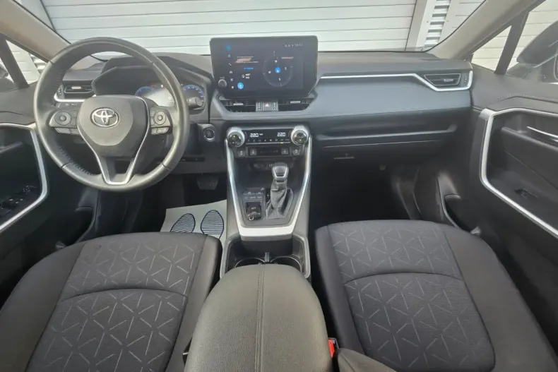Toyota RAV4 din 2023 cu 35.900 km - oferta TOY158518 - foto 12