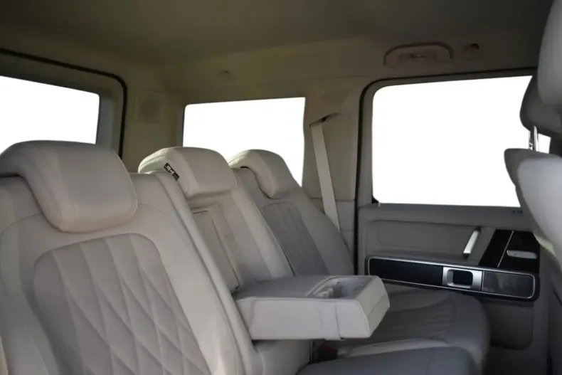 Mercedes-Benz G 580 din 2025 cu 5 km - oferta MER158520 - foto 8