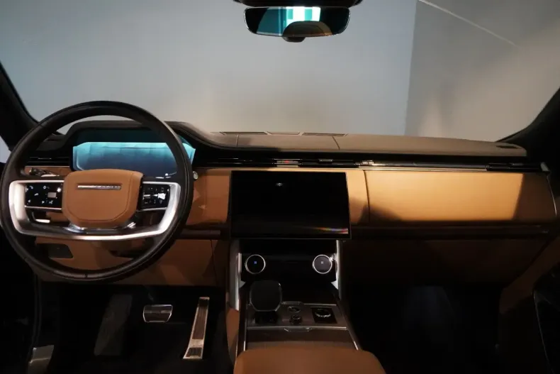 Land Rover Range Rover din 2023 cu 45.000 km - oferta LAN158521 - foto 8