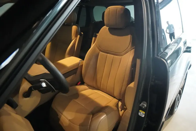 Land Rover Range Rover din 2023 cu 45.000 km - oferta LAN158521 - foto 9