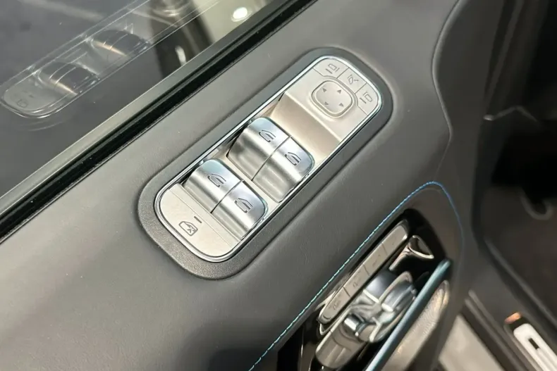 Mercedes-Benz G 580 din 2024 cu 8.400 km - oferta MER158525 - foto 17