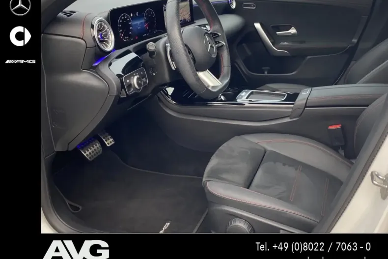 Mercedes-Benz CLA 200 din 2024 cu 25.724 km - oferta MER158531 - foto 8