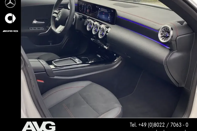 Mercedes-Benz CLA 200 din 2024 cu 25.724 km - oferta MER158531 - foto 16