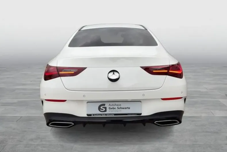 Mercedes-Benz CLA 200 din 2025 cu 7.350 km - oferta MER158532 - foto 4