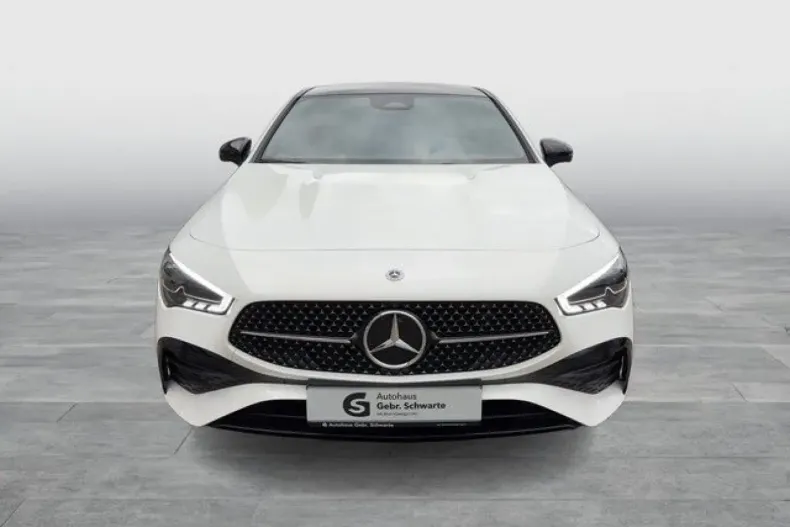 Mercedes-Benz CLA 200 din 2025 cu 7.350 km - oferta MER158532 - foto 7