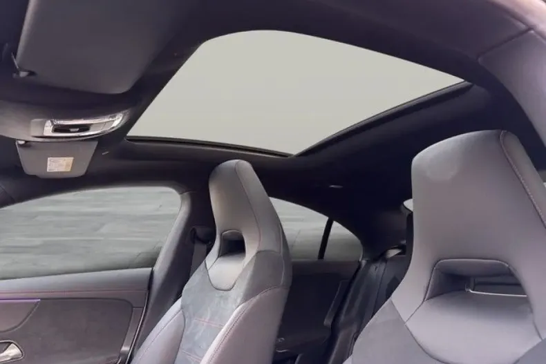 Mercedes-Benz CLA 200 din 2025 cu 7.350 km - oferta MER158532 - foto 13