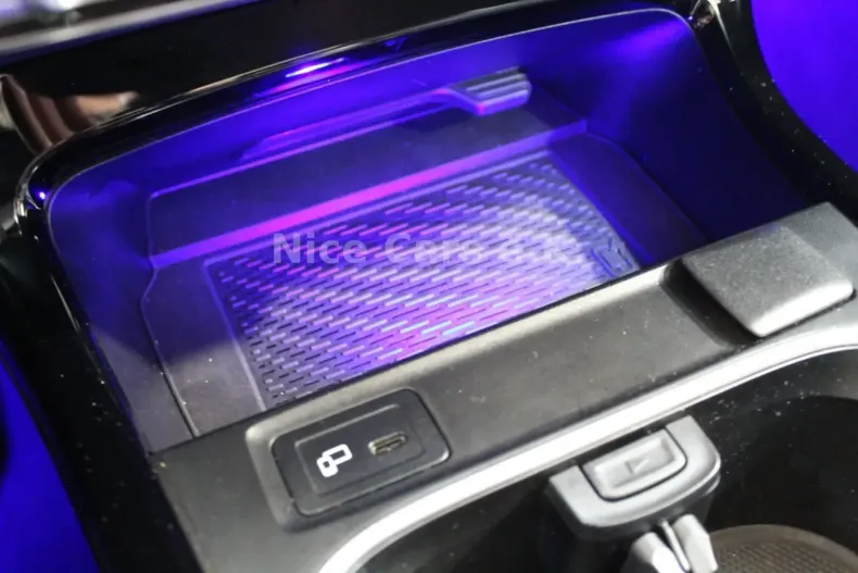 Mercedes-Benz CLA 250 din 2021 cu 80.000 km - oferta MER158535 - foto 24