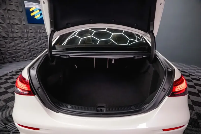 Mercedes-Benz E 53 AMG din 2021 cu 56.400 km - oferta MER158536 - foto 17