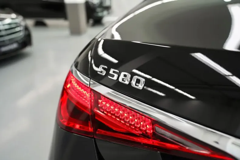 Mercedes-Benz S 580 din 2025 cu 27.900 km - oferta MER158538 - foto 3