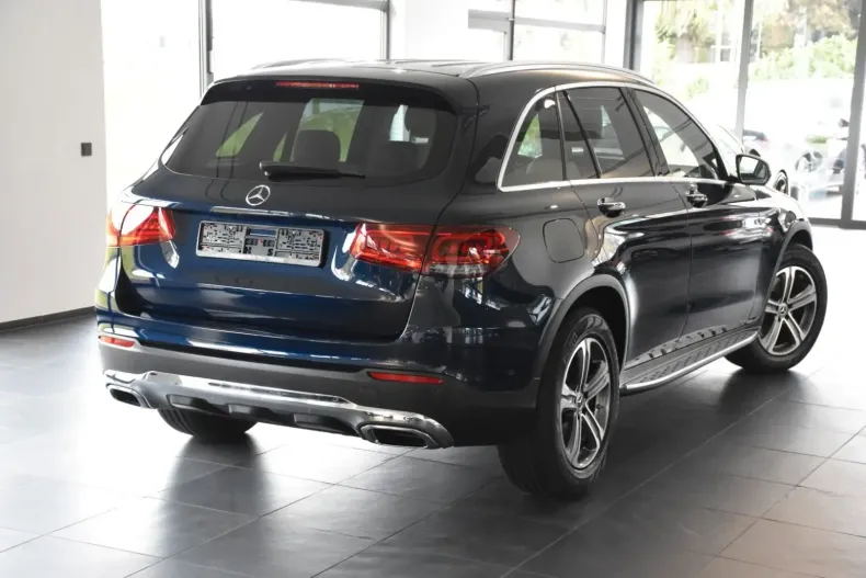 Mercedes-Benz GLC 200 din 2020 cu 24.865 km - oferta MER158542 - foto 4