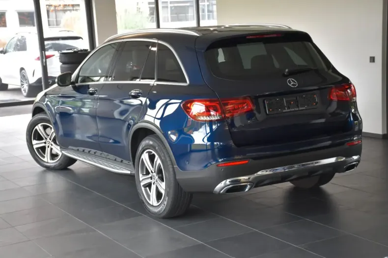 Mercedes-Benz GLC 200 din 2020 cu 24.865 km - oferta MER158542 - foto 5