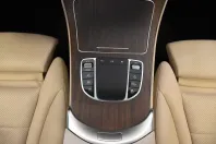 Mercedes-Benz GLC 200 din 2020 cu 24.865 km - oferta MER158542 - foto 24