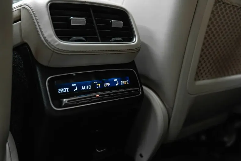 Mercedes-Benz GLE 63 AMG din 2021 cu 87.000 km - oferta MER158544 - foto 19