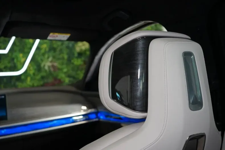 BMW 740 din 2023 cu 74.821 km - oferta BMW158547 - foto 24