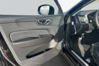 Volvo XC60 din 2023 cu 45.363 km - oferta VOL158550 - foto 14