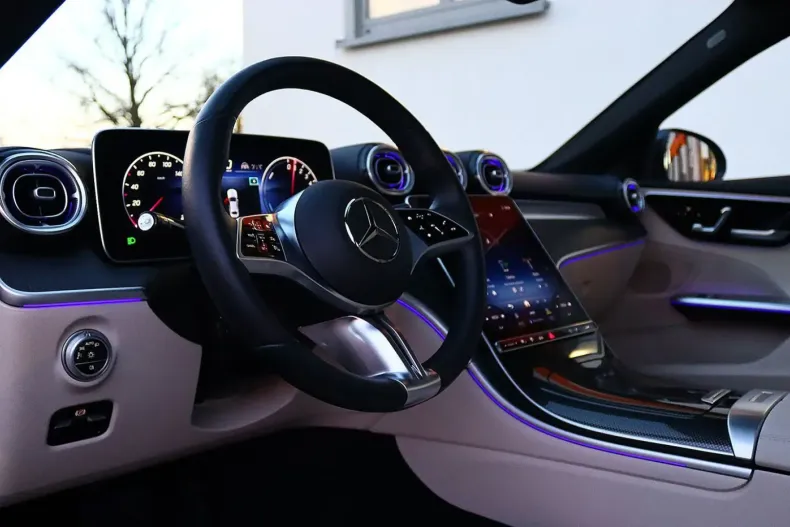 Mercedes-Benz C 300 din 2022 cu 42.458 km - oferta MER158551 - foto 7