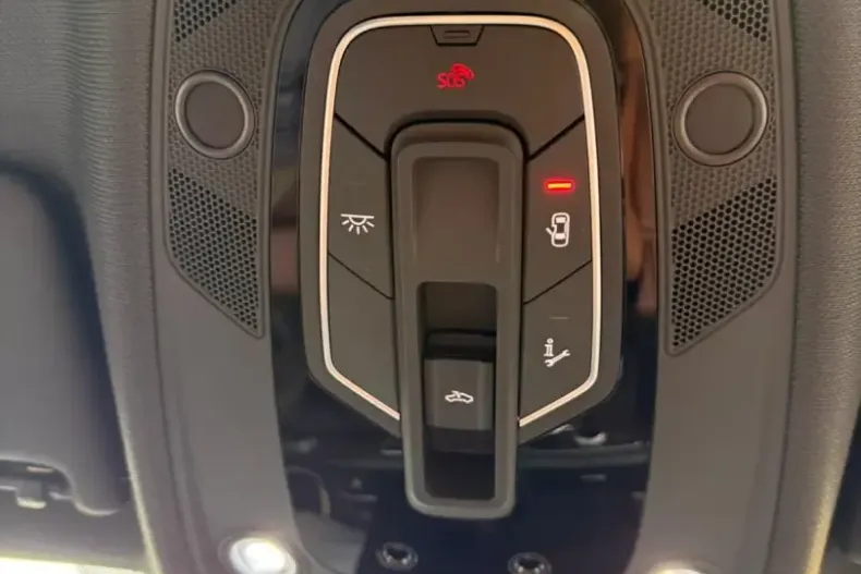 Audi A4 din 2024 cu 21.000 km - oferta AUD158569 - foto 19