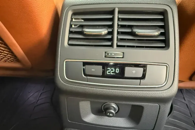 Audi A4 din 2024 cu 21.000 km - oferta AUD158569 - foto 24