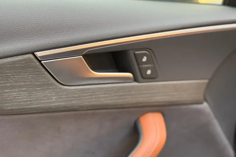 Audi A4 din 2024 cu 21.000 km - oferta AUD158569 - foto 25