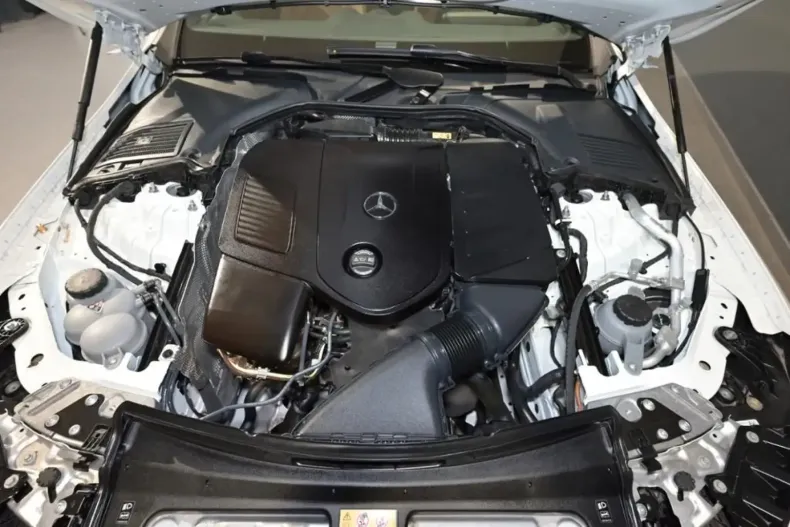 Mercedes-Benz CLE 300 din 2024 cu 12.650 km - oferta MER158571 - foto 13