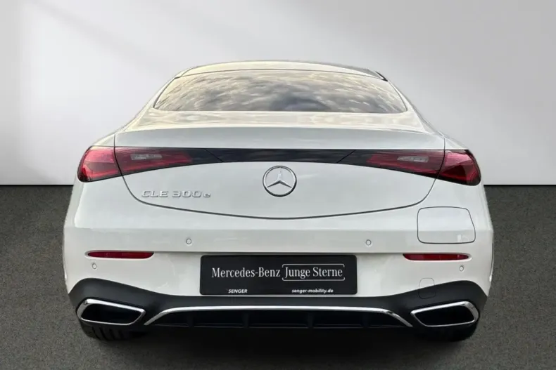 Mercedes-Benz CLE 300 din 2024 cu 9.421 km - oferta MER158574 - foto 4