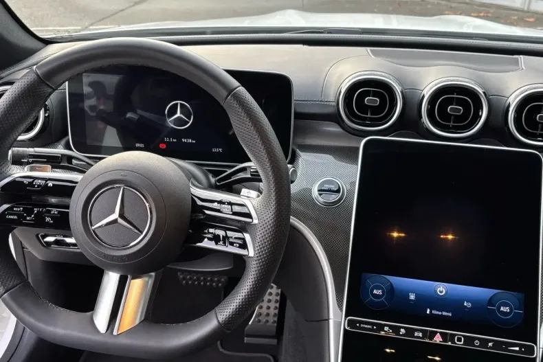 Mercedes-Benz CLE 300 din 2024 cu 9.421 km - oferta MER158574 - foto 7