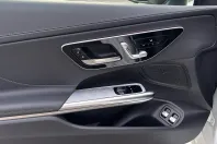 Mercedes-Benz CLE 300 din 2024 cu 9.421 km - oferta MER158574 - foto 11