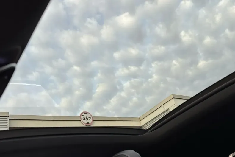 Mercedes-Benz CLE 300 din 2024 cu 9.421 km - oferta MER158574 - foto 13