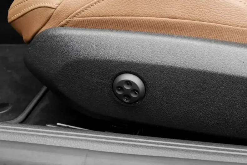 Mercedes-Benz CLE 300 din 2024 cu 16.263 km - oferta MER158575 - foto 16