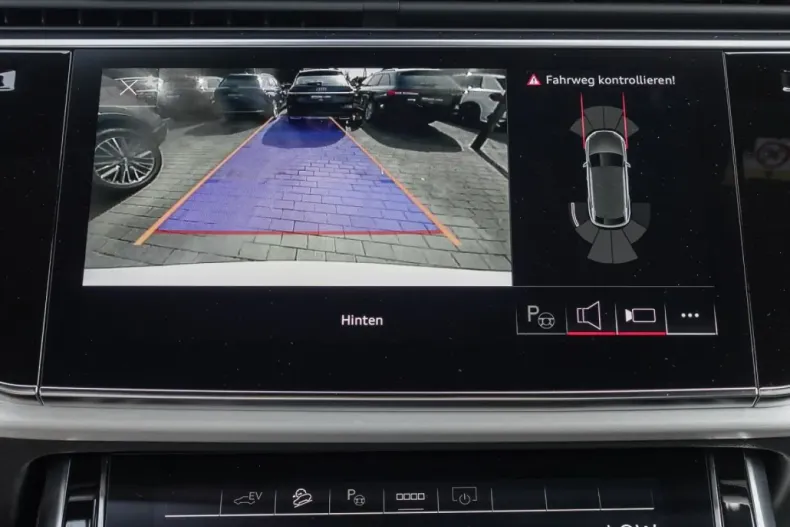 Audi Q8 din 2022 cu 49.664 km - oferta AUD158591 - foto 12