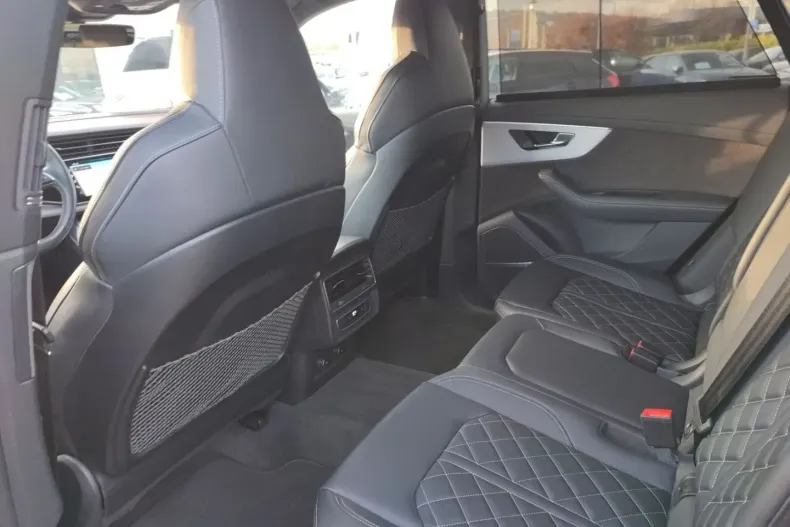 Audi Q8 din 2021 cu 99.893 km - oferta AUD158592 - foto 14