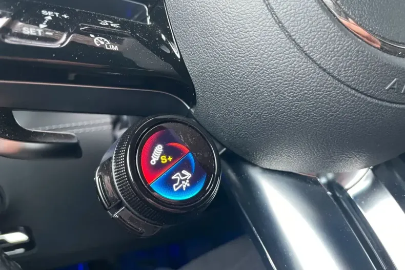 Mercedes-Benz AMG GT din 2024 cu 5.270 km - oferta MER158601 - foto 17