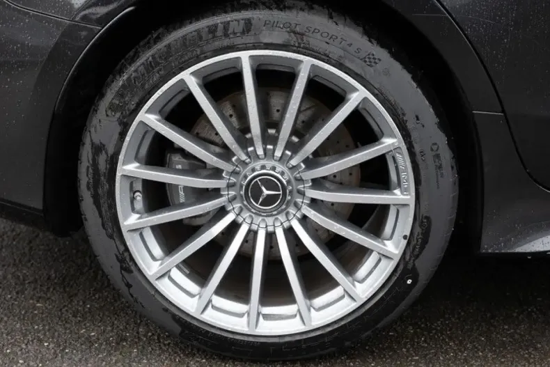 Mercedes-Benz AMG GT din 2023 cu 8.021 km - oferta MER158607 - foto 5