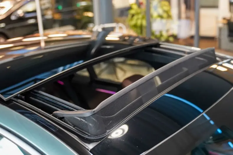 Mercedes-Benz S 500 din 2024 cu 12.897 km - oferta MER158616 - foto 4