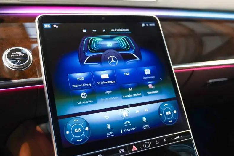 Mercedes-Benz S 500 din 2024 cu 12.897 km - oferta MER158616 - foto 29