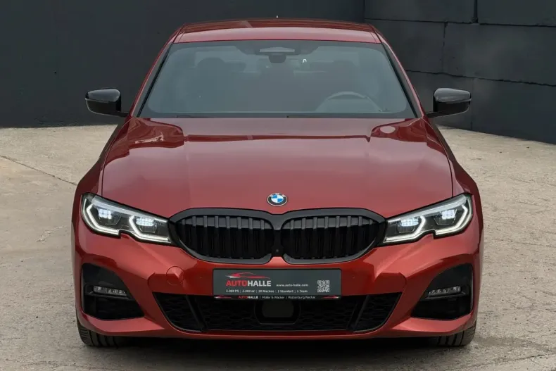 BMW 330 din 2021 cu 92.990 km - oferta BMW158622 - foto 2