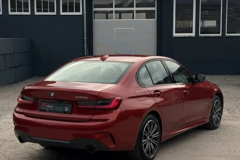 BMW 330 din 2021 cu 92.990 km - oferta BMW158622 - foto 6