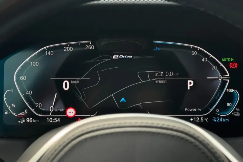 BMW 330 din 2021 cu 92.990 km - oferta BMW158622 - foto 24