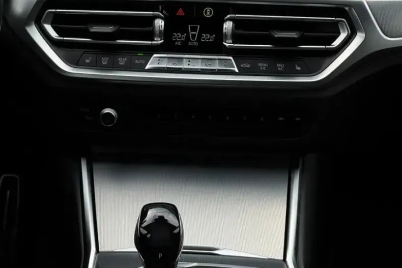 BMW 330 din 2021 cu 92.990 km - oferta BMW158622 - foto 27