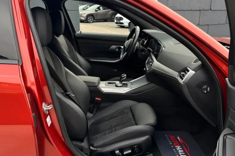 BMW 330 din 2021 cu 92.990 km - oferta BMW158622 - foto 33