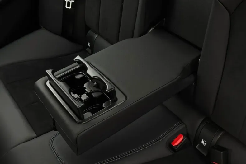 BMW 330 din 2021 cu 92.990 km - oferta BMW158622 - foto 36