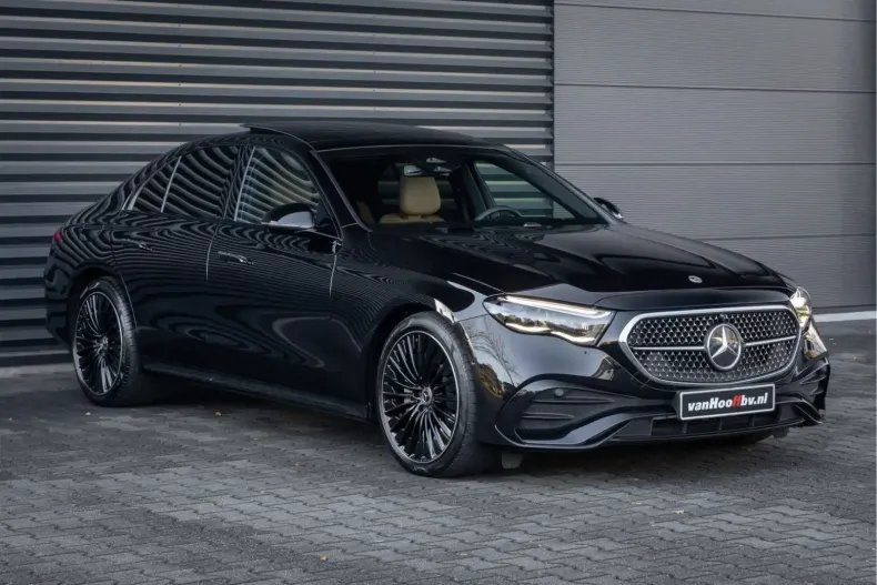 Mercedes-Benz E 450 din 2025 cu 31.725 km - oferta MER158624 - foto 1