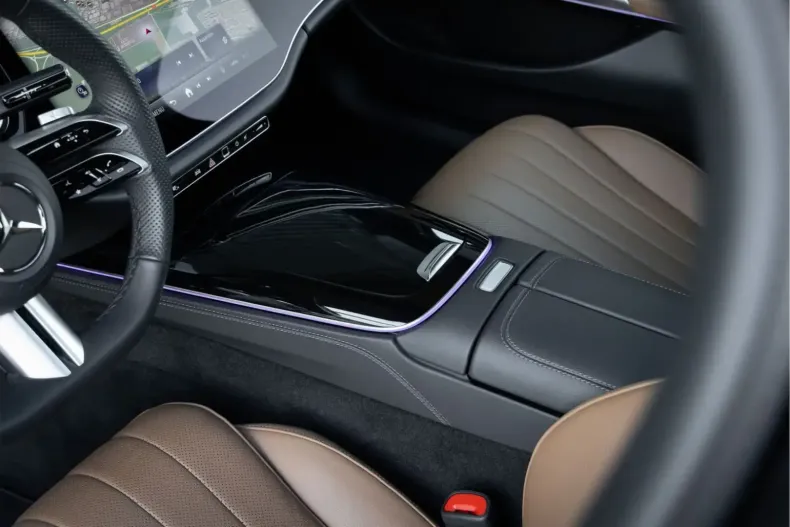 Mercedes-Benz E 450 din 2025 cu 31.725 km - oferta MER158624 - foto 9