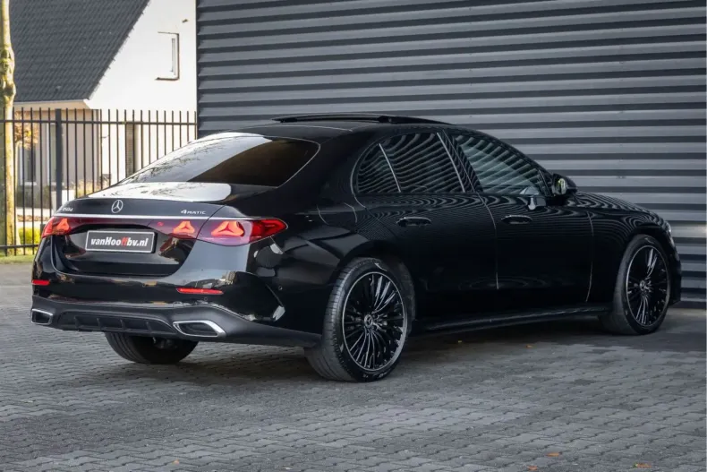 Mercedes-Benz E 450 din 2025 cu 31.725 km - oferta MER158624 - foto 24